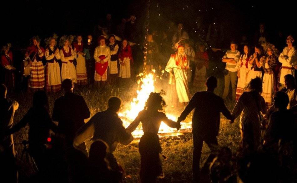 День ивана купала праздник солнцеворота: народные традиции и история возникновения