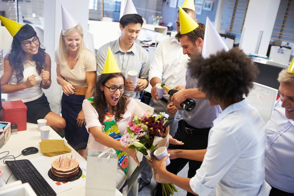 Что приготовить на день рождения на работу: просто и оригинально