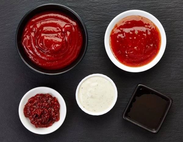 6 потрясающих рецептов фруктово-ягодных соусов к мясу