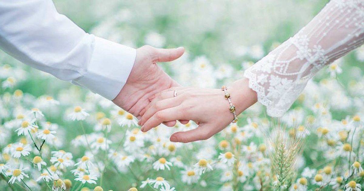 9 лет свадьбы - что подарить на годовщину | фаянсовая свадьба