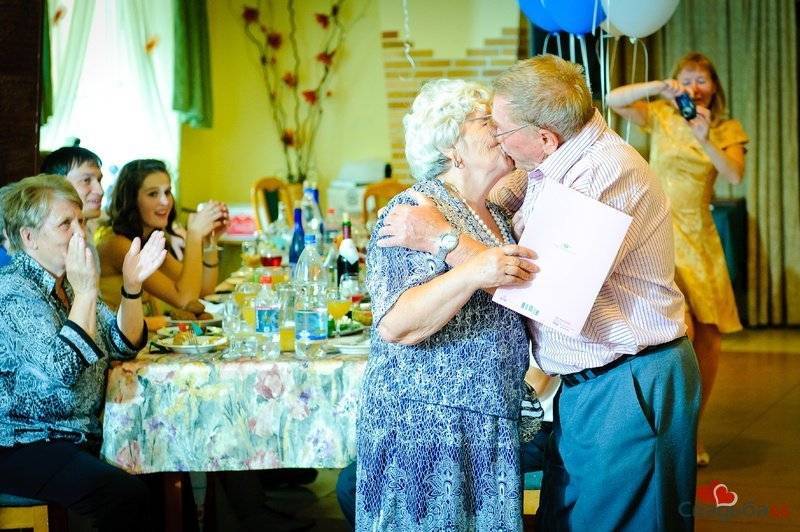14 лет совместной жизни: какая свадьба, как отметить, что дарить
